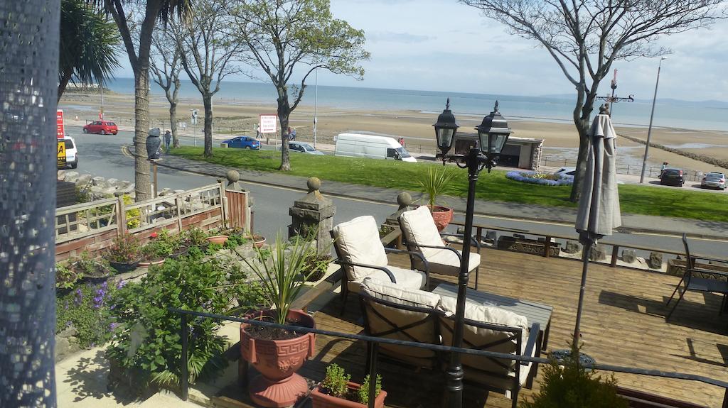 Whitehall Guest House Colwyn Bay Εξωτερικό φωτογραφία
