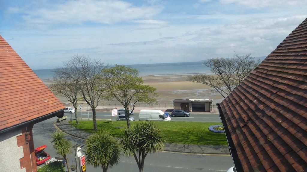 Whitehall Guest House Colwyn Bay Δωμάτιο φωτογραφία